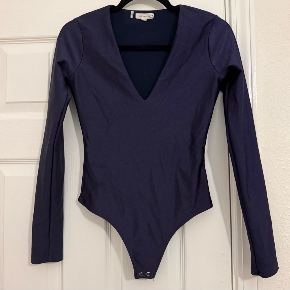 Good American long sleeve navy body suit v neck